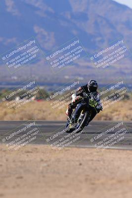 media/Dec-17-2023-CVMA (Sun) [[bf0c04832d]]/Race 2 Amateur Supersport Open/